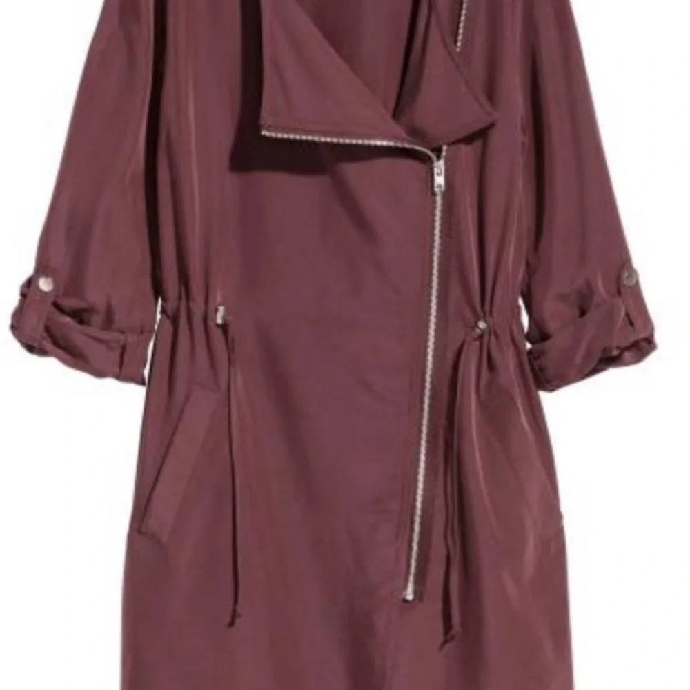 H&M Lightweight Burgundy Maroon Jacket Hooded Anorak Coat Size 12
